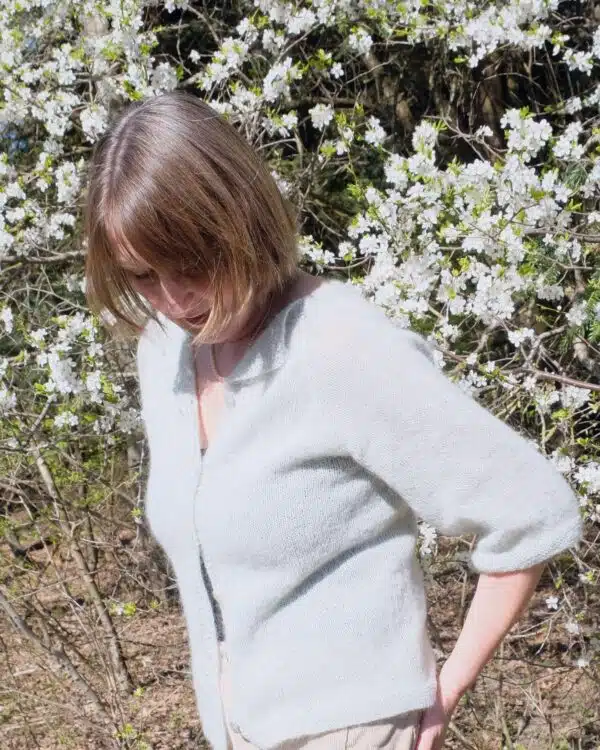 Garnfryds Cardigan med silkemohair - strikkekit med opskrift og garn - Image 3